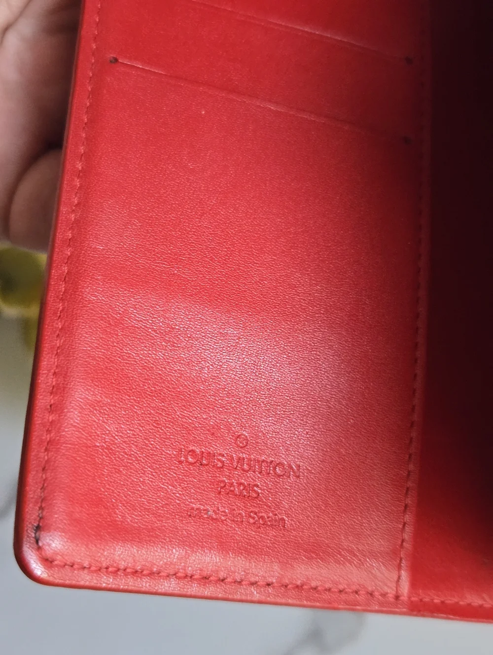 GUC Louis Vuitton PM Red Vernis Leather Agenda Cover